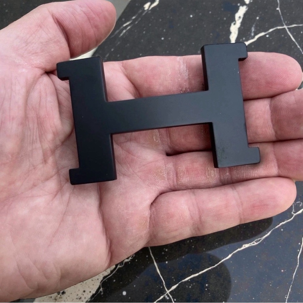 Hermes Noir Belt Buckle - 38mm Black Matte incudes Dust Bag